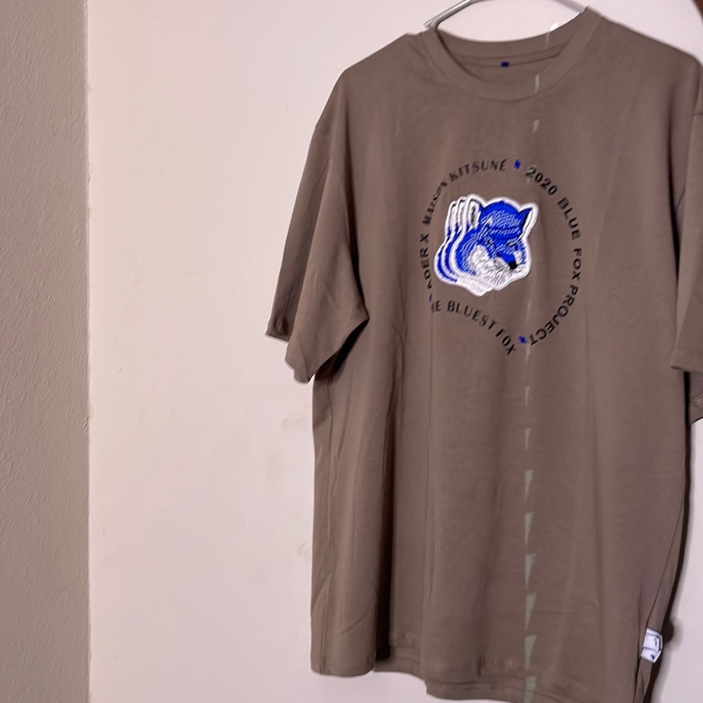 This is a Anderro shirt by aeropostal
